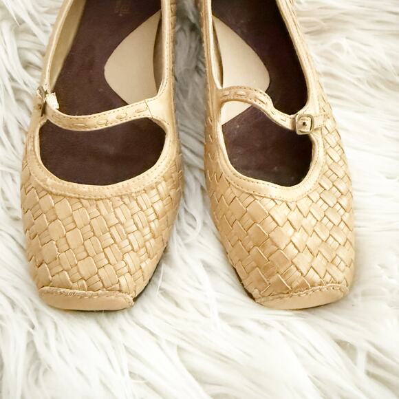 WHAT'S WHAT x AEROSOLES | Tan Woven Leather Square Toe Flats Mary Janes | Size 7 - Picture 2 of 8